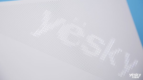 ROG幻14賞析:光顯矩陣屏帶來低調的華麗